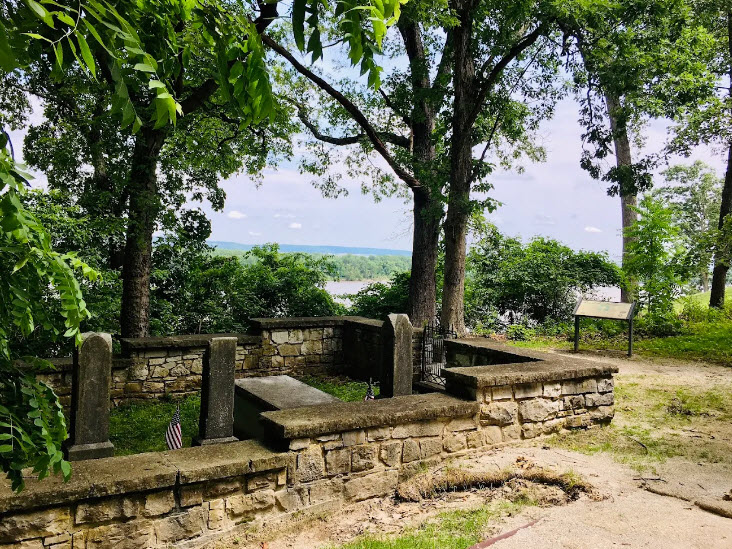 Gov. Daniel Dunklin's Grave State Historic Site, Missouri, USA ...